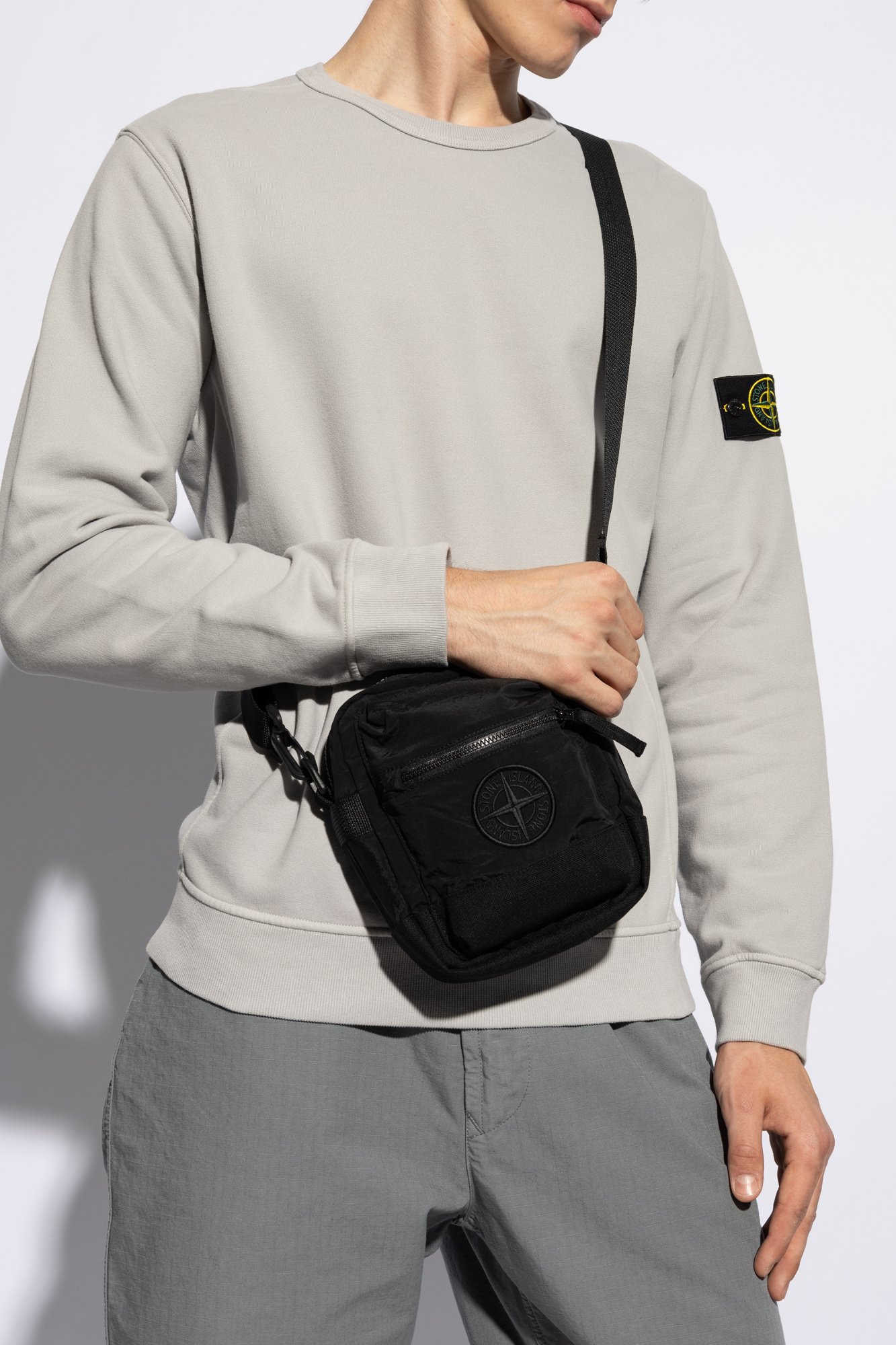 Shoulder bag stone island on sale